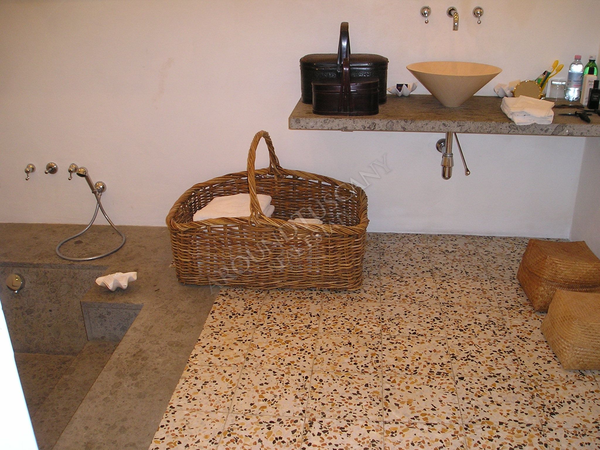 Villa In Vendita, San Casciano Dei Bagni - Riferimento: Zen Villa In Vendita, San Casciano Dei Bagni - Riferimento: Zen
