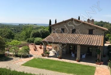 Riferimento BAGNI - Casale in Vendita a Bagni